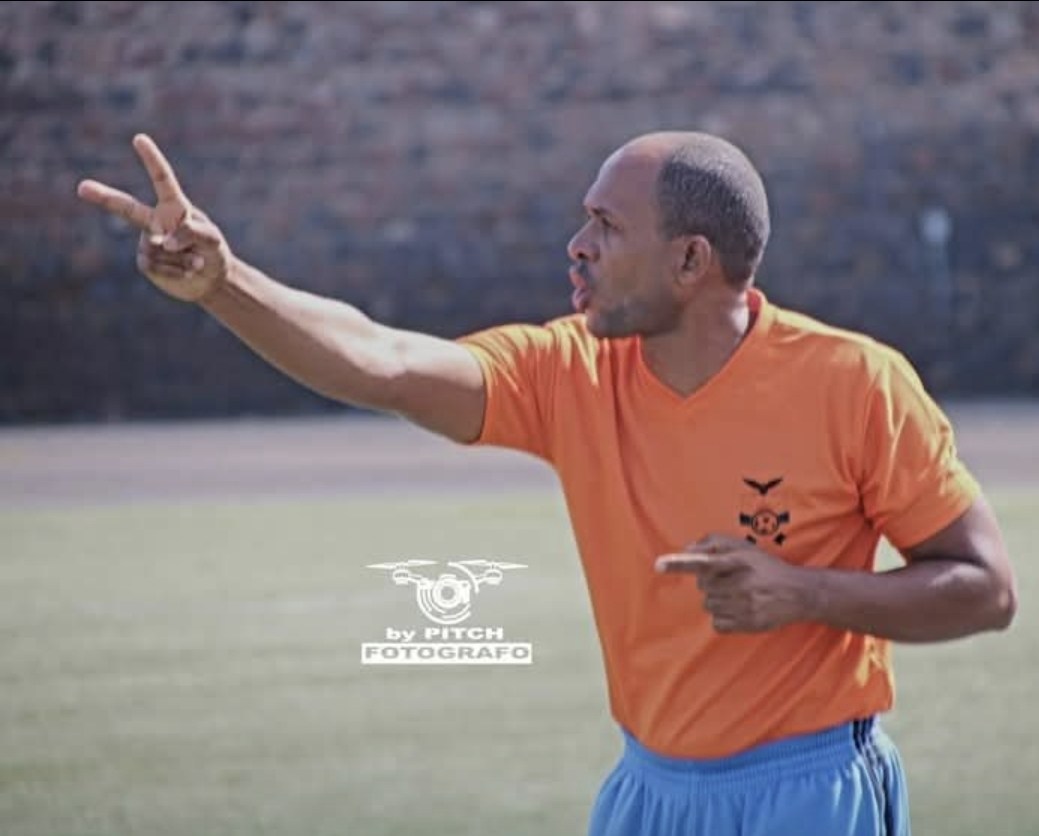 Treinador da Equipa Principal do Ponta d’Pom ADRCSA